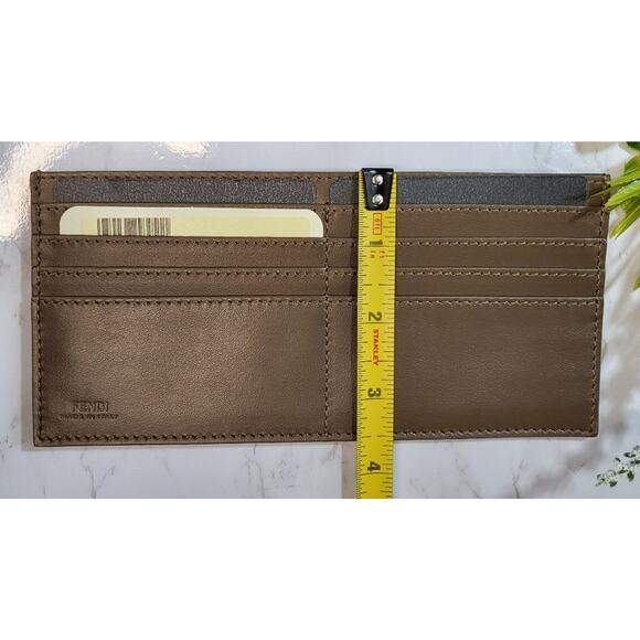 NEW AUTHENTIC FENDI LEATHER CARD HOLDER MADE IN ITALY PURSE BAG WALLET INSERT - Picture 4 of 5